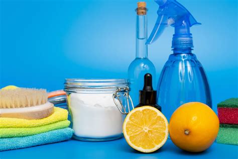 Natural and Eco-Friendly Cleaning Products for Invisalign