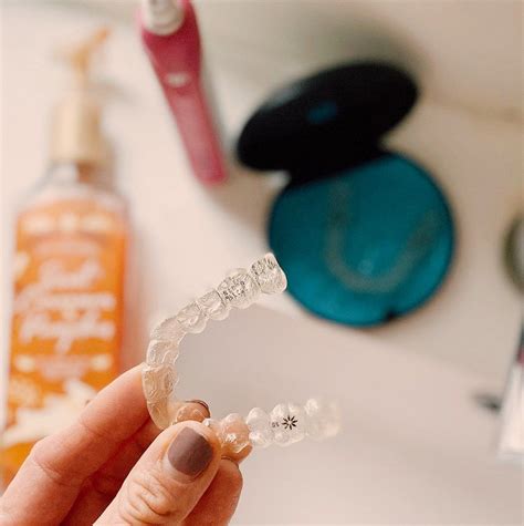 7 Tips for Keeping Your Invisalign Aligners Clean and Fresh
